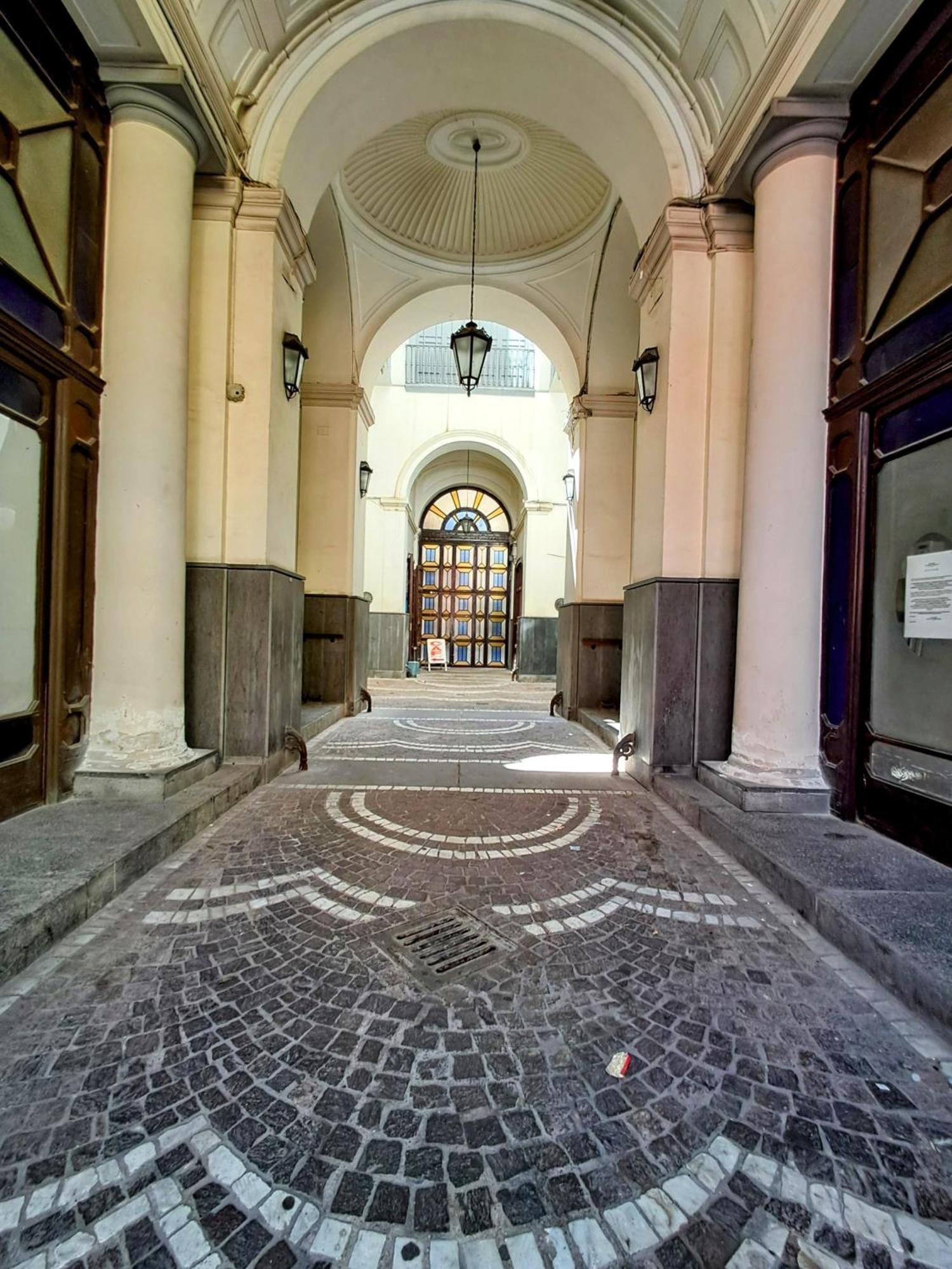 Hotel Domus Sirena Neapel Exterior foto